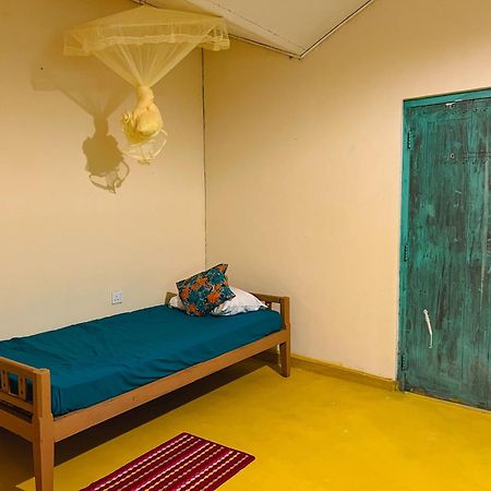 דיקוולה Lazy Monkey Surfhostel - Sri Lanka מראה חיצוני תמונה