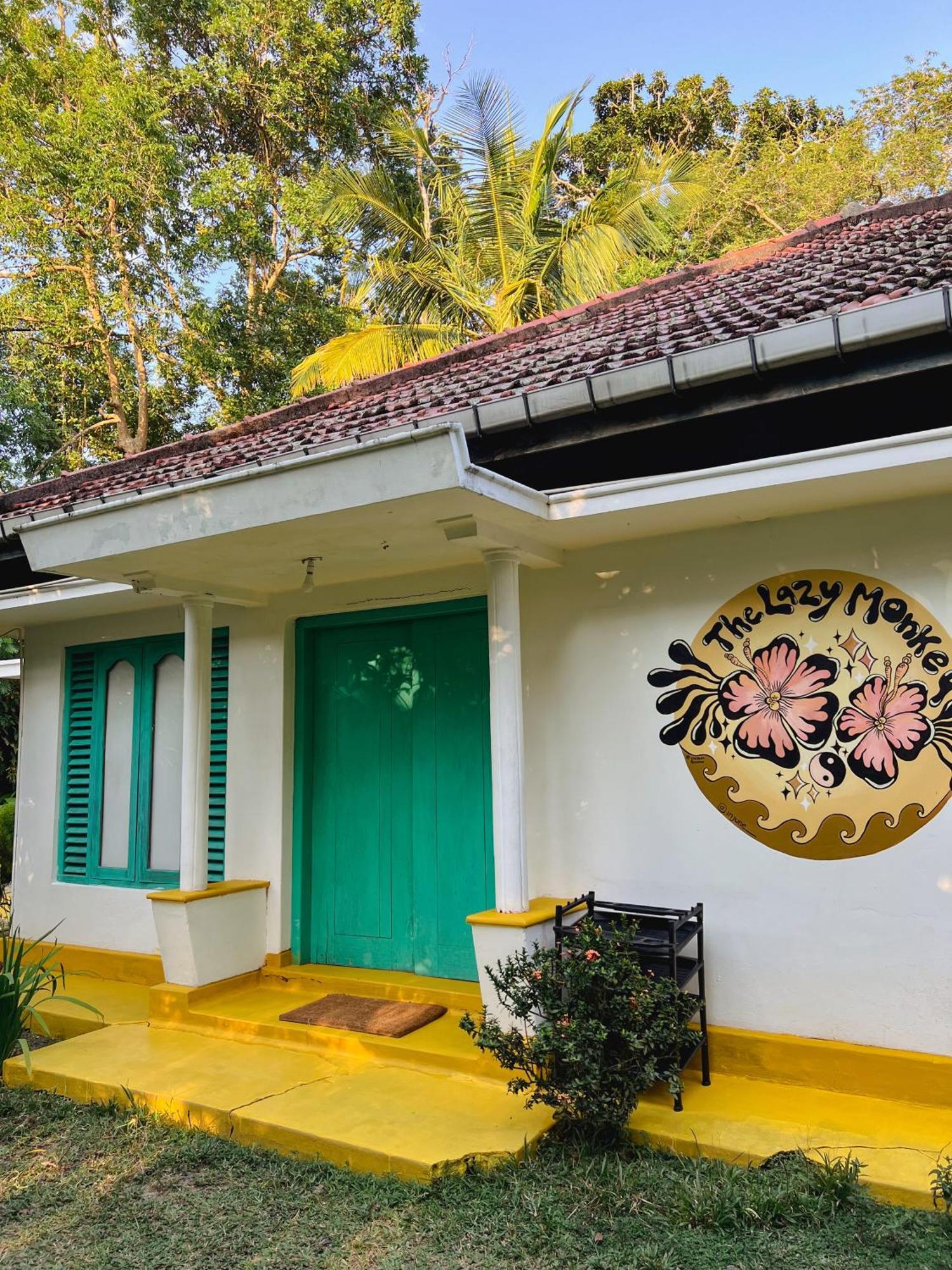 דיקוולה Lazy Monkey Surfhostel - Sri Lanka מראה חיצוני תמונה